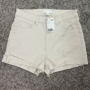 Ladies H&M‎ Denim Creamy White Cut Off Shorts Sz. 6 New Preppy Beach Grunge